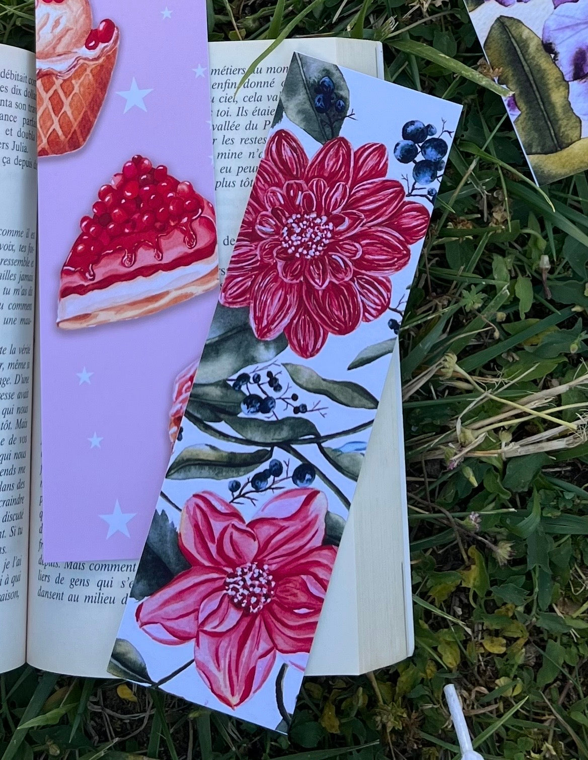 Marque-page imprimé composition florale et myrtilles aquarelle - Susanna Gallery